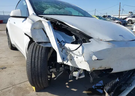 2021 Tesla Model Y Long Range Dual Motor All-Wheel Drive from USA, damaged, VIN 5YJYGDEE5MF214063